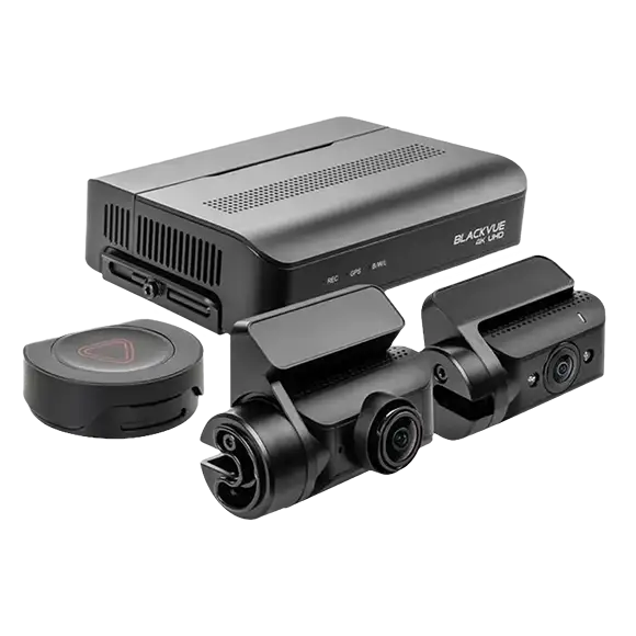 iDatalink Maestro Hero The IDatalink Maestro RR with it's box.